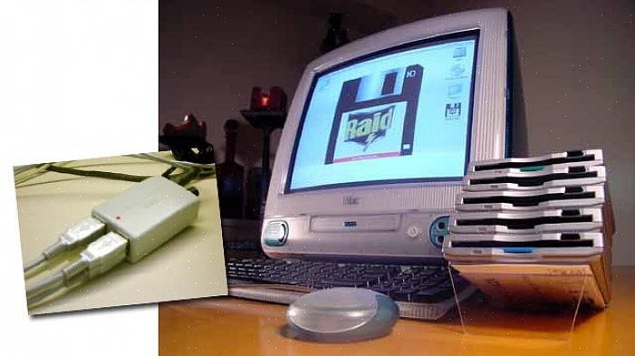 Os disquetes foram inventados em uma época em que o armazenamento portátil de dados não era bem desenvolvido