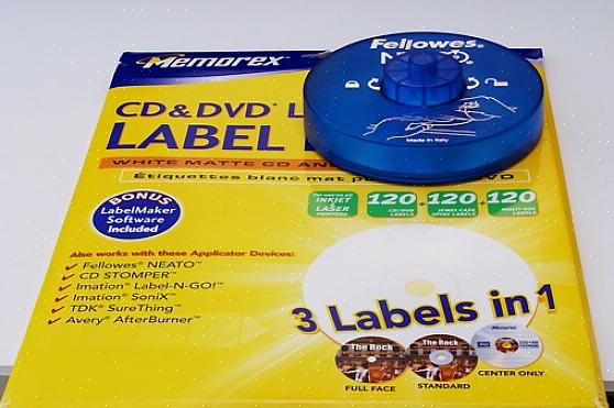 Você sabia como é fácil criar uma etiqueta adesiva para o seu CD
