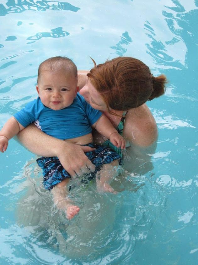 Este é outro sistema de tratamento de água de piscina que não usa produtos químicos para manter a água limpa