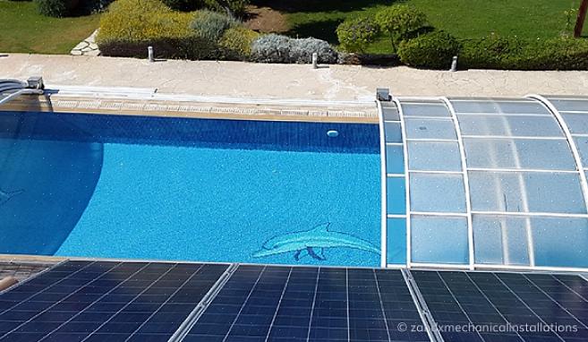 Uma cobertura solar para piscina é multifuncional