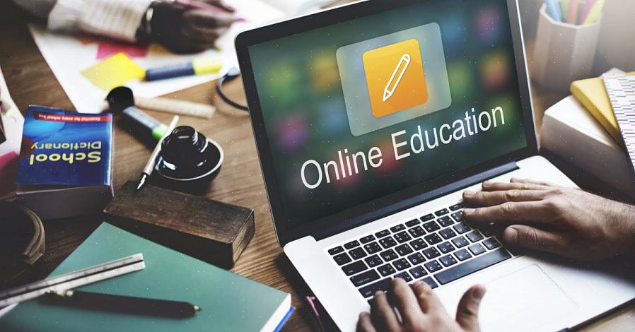 Os empregadores terão problemas com o fato de que você frequentou uma escola online em vez
