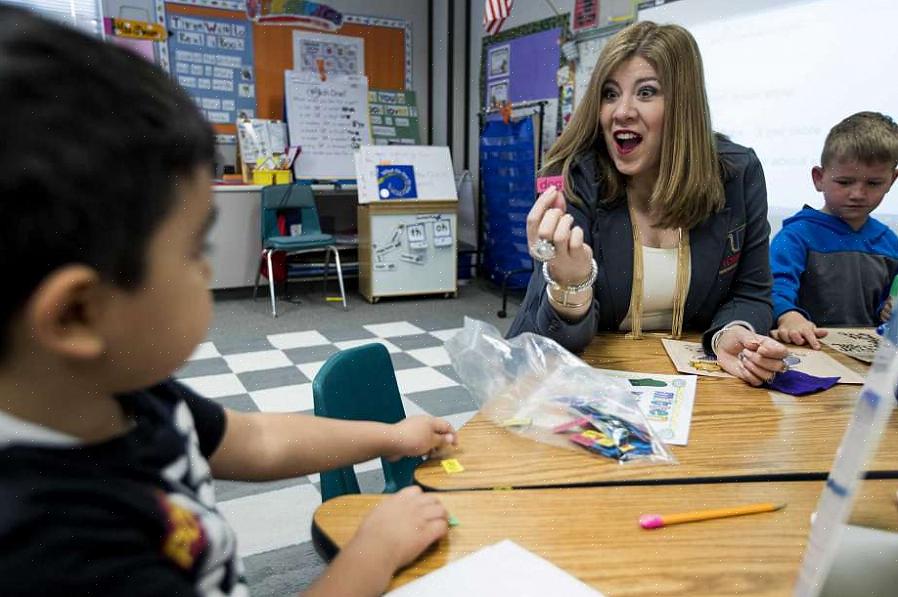 Fundação educacional de Hillsborough - A fundação oferece apoio a professores