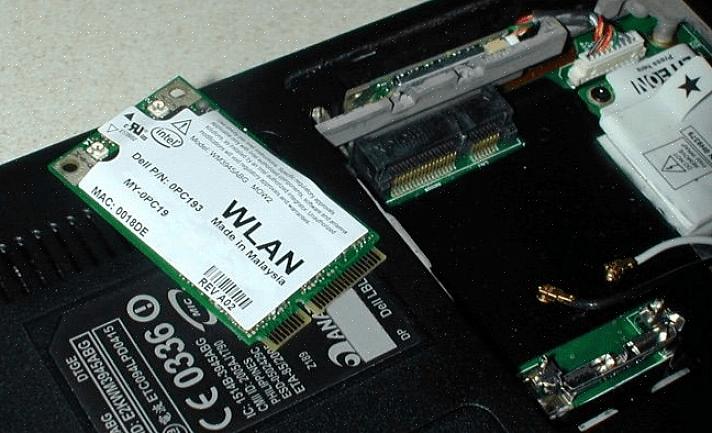 O cartão SD detectará automaticamente a rede Wi-Fi