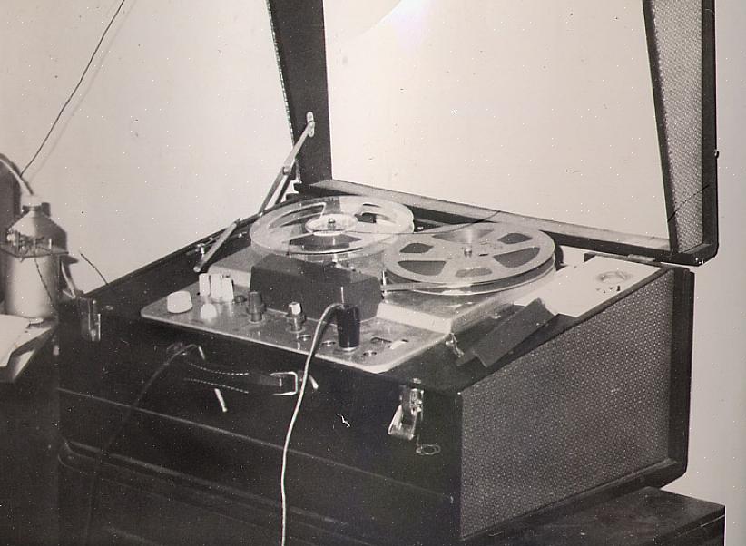 Gravadores de fita bobina a bobina foram o padrão para gravação de música por décadas
