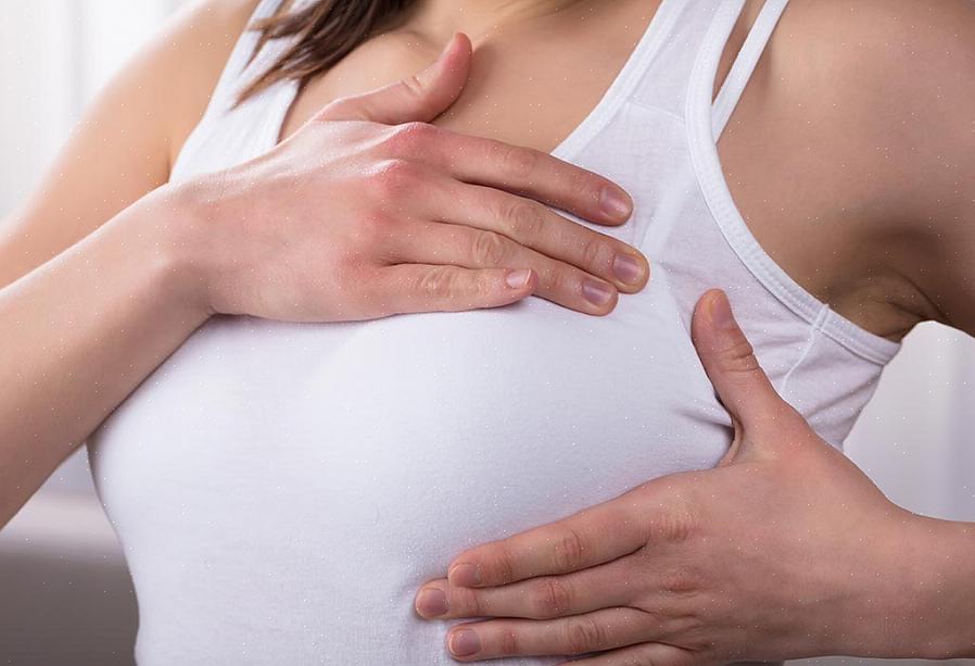 A maioria das mães experimenta aumento no tamanho dos seios durante a gravidez