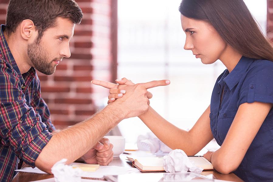 O que pode fazer com que discutir seja a pior coisa que você pode fazer pelo seu relacionamento