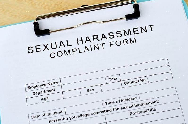 Como registrar uma reclamação de assédio sexual