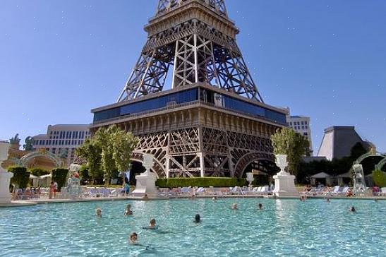 A solução para isso é se casar no Paris Las Vegas Hotel