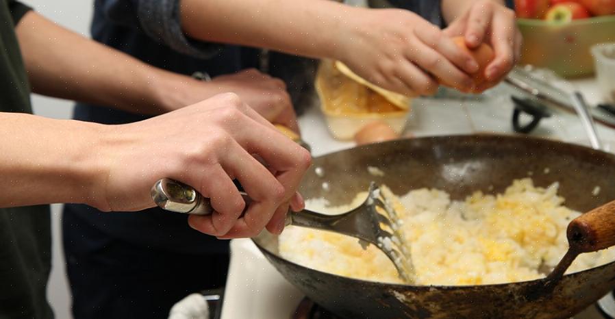 Muitas pessoas temem que refeições agradáveis em restaurantes possam ser uma coisa do passado