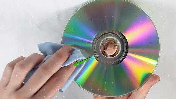 Se você segurar o DVD próximo a uma luz