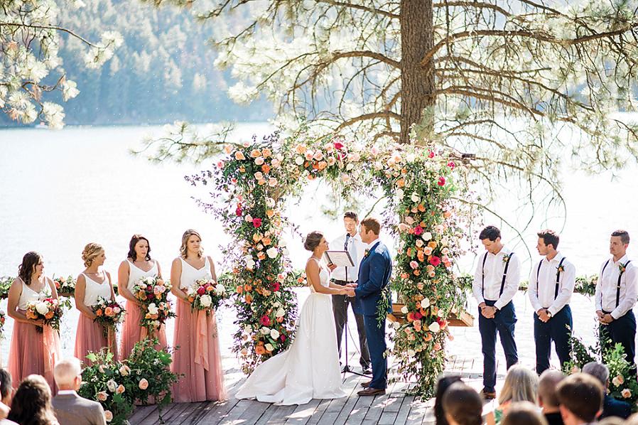 Veja como planejar uma recepção de casamento ao ar livre