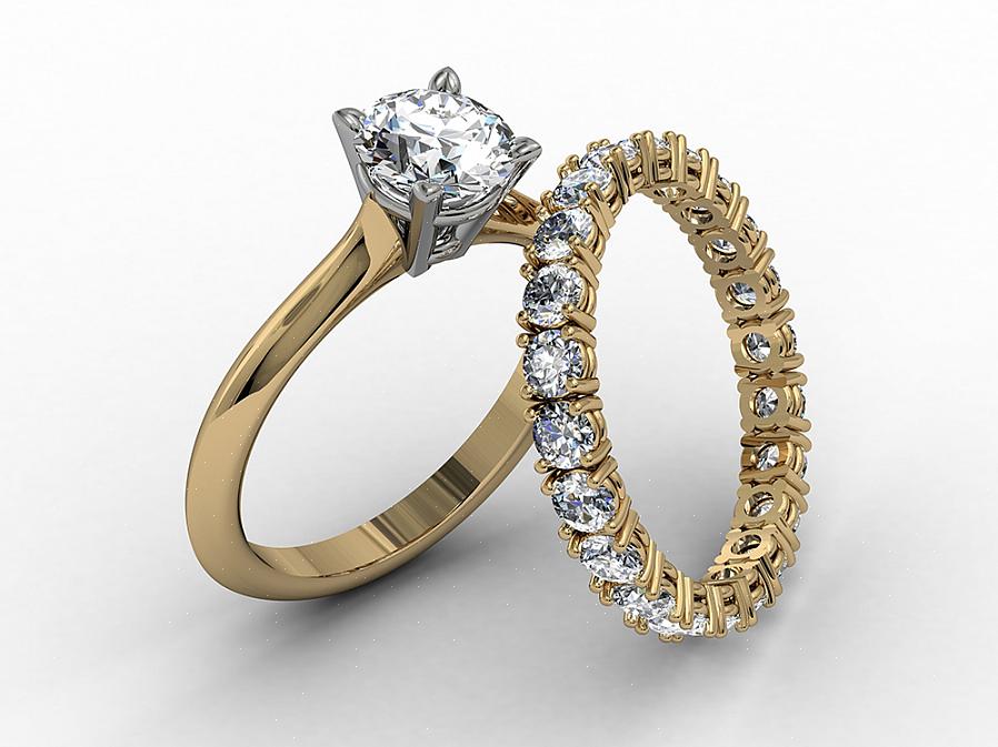 Você acabou de escolher um lindo anel de noivado de diamante