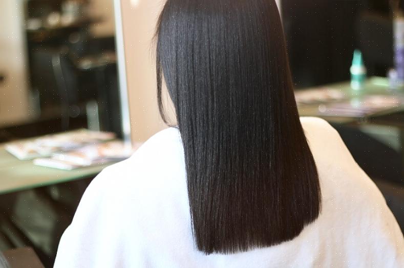 Cabelo relaxado deve ser tratado suavemente com produtos suaves