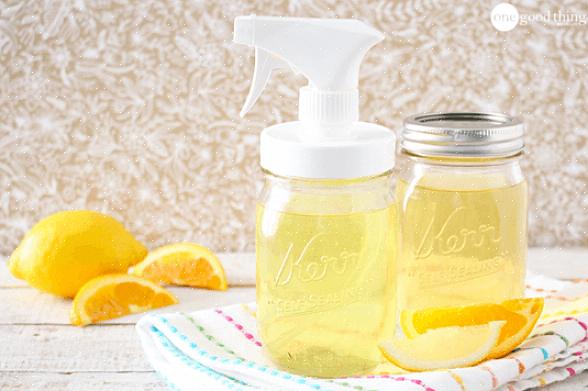 Você pode armazenar o purificador de rosto com vinagre de limão