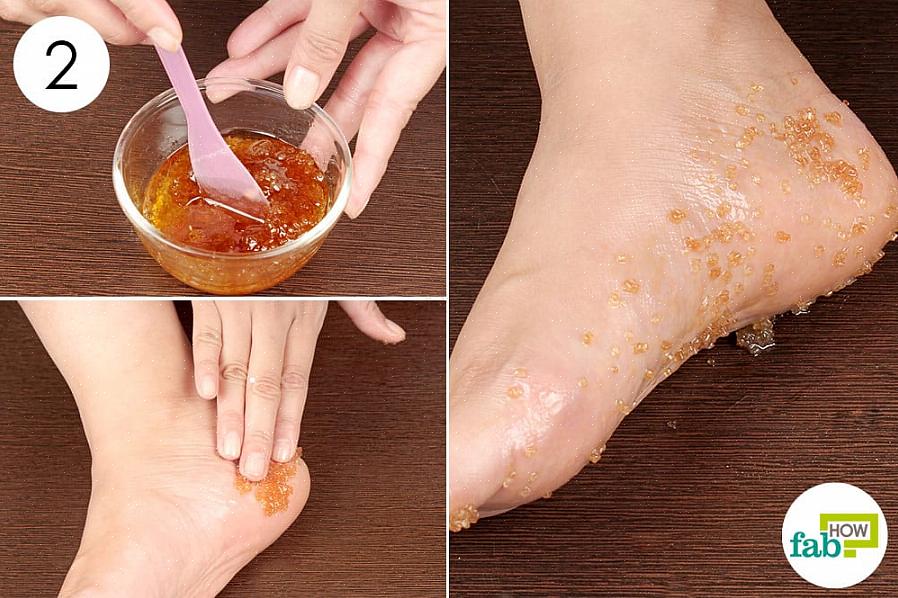 Os pés também tendem a acumular células mortas da pele ao longo do tempo