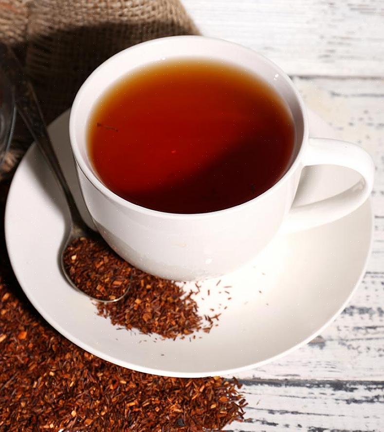 Um dos benefícios adicionais do chá de rooibos é que ele também faz maravilhas para a pele