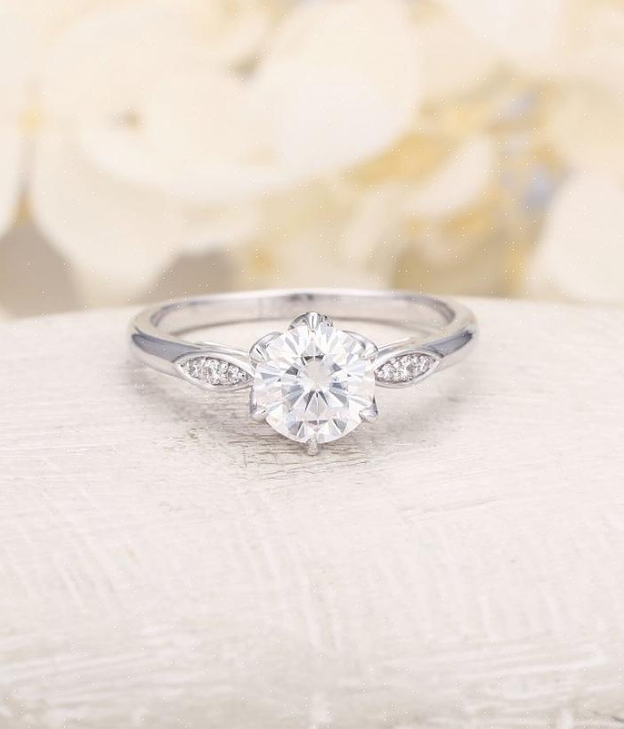 Seja paciente quando estiver procurando por um anel de noivado vintage