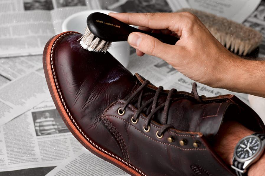 Mantenha os sapatos de couro de todos os tipos com aparência limpa