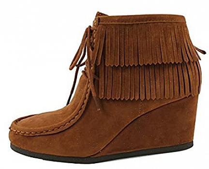 Botas de mocassim de camurça podem ser elegantes dependendo da aparência