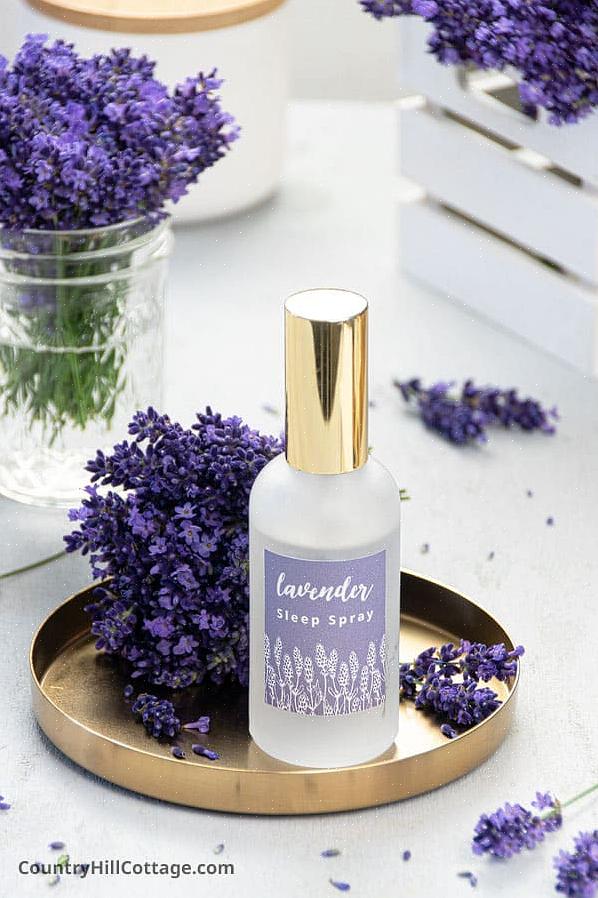 Um spray de lavanda é uma mistura caseira muito útil