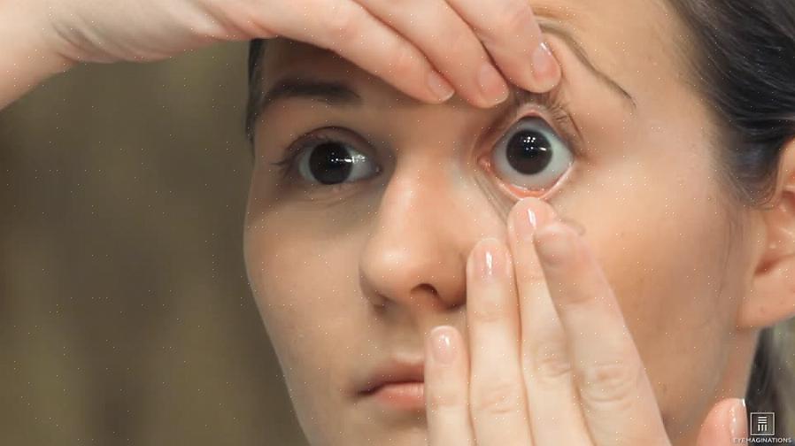 Uma ventosa é recomendada ao remover lentes de contato rígidas