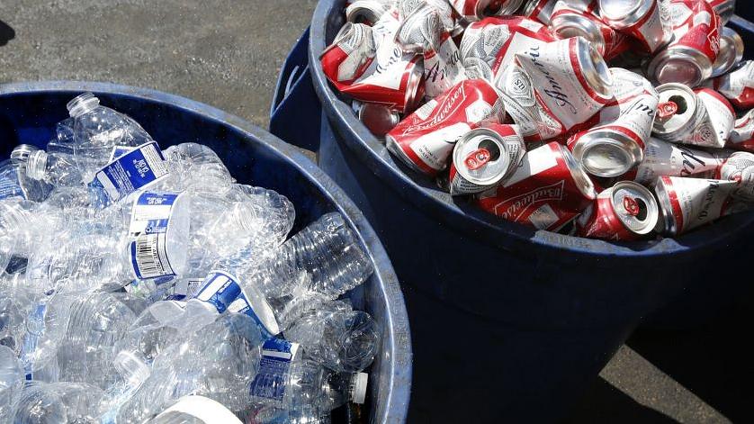 Pois alguns compradores recusam latas que estejam muito sujas