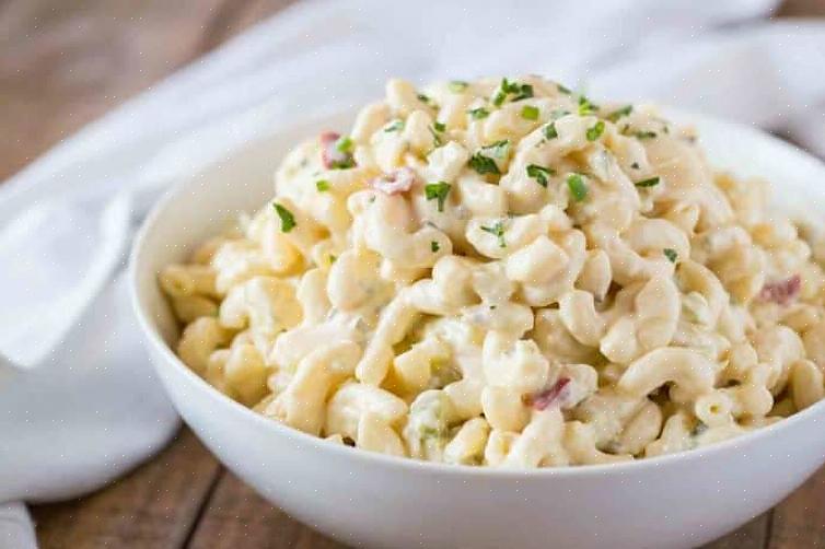 As etapas abaixo mostrarão como fazer batata cozida ou molho para salada de macarrão