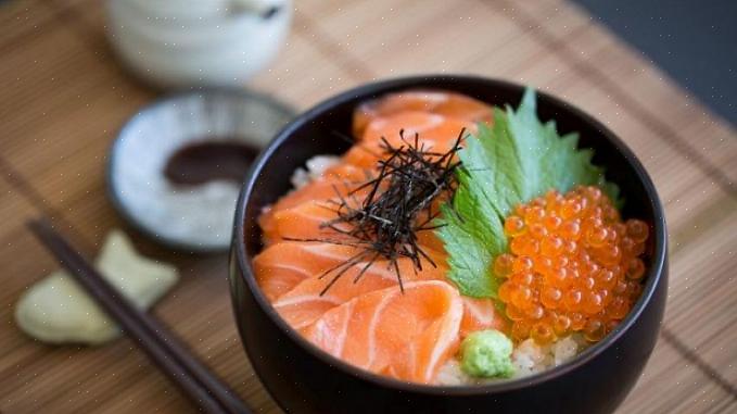Sashimi é realmente um ótimo prato que vai deixar você experimentar o frescor do atum