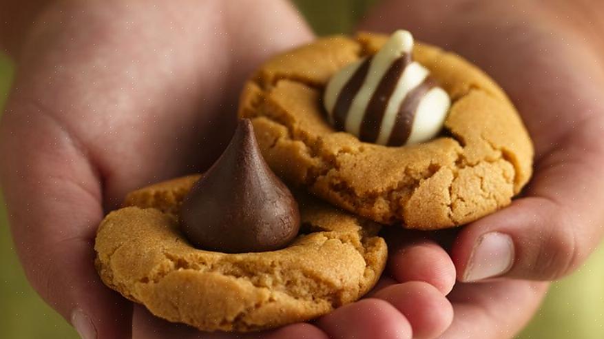 Cookies de chocolate com manteiga de amendoim farão exatamente isso durante aqueles dias