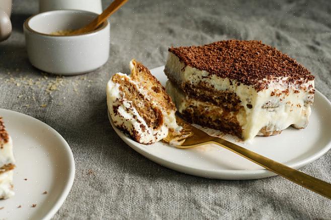 Fazendo seu próprio Tiramisu em sua própria cozinha