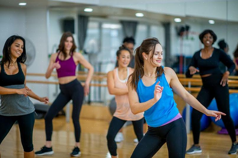 Zumba é uma das últimas manias de fitness para capturar o interesse de homens