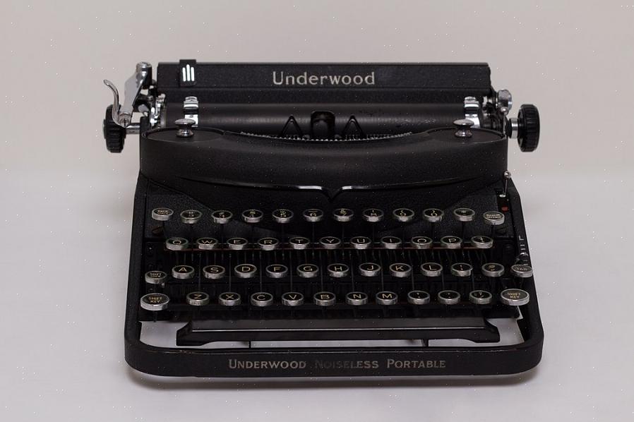 Pode custar muito dinheiro coletar máquinas de escrever antigas