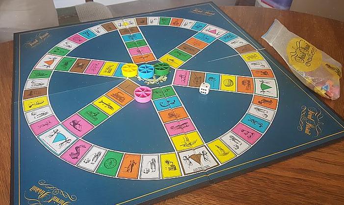 Trivial Pursuit é um jogo que testa seus conhecimentos em uma série de assuntos diferentes