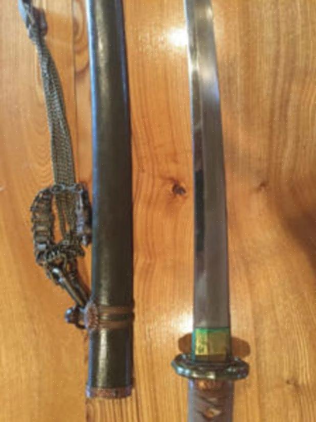 Que oferecem muitas dicas sobre como verificar espadas antigas