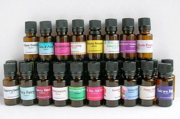 Óleos perfumados são basicamente óleos naturais ou óleos essenciais perfumados para criar aromas suaves