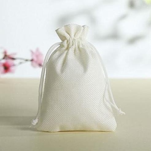 Outros materiais para os sacos de arroz do casamento dependerá do número de convidados que você tiver