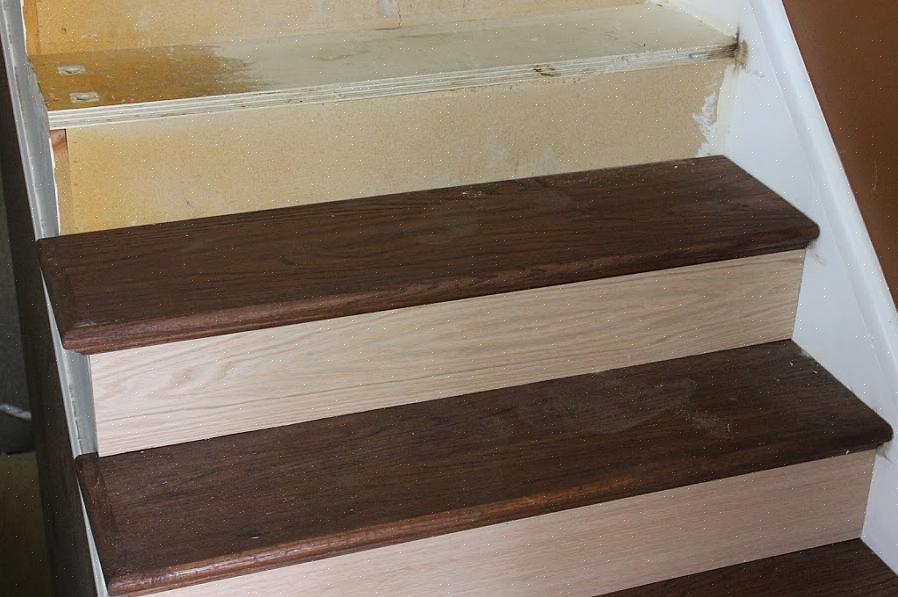 Você pode instalar degraus de escada ao fazer as escadas ou se já tiver as escadas construídas