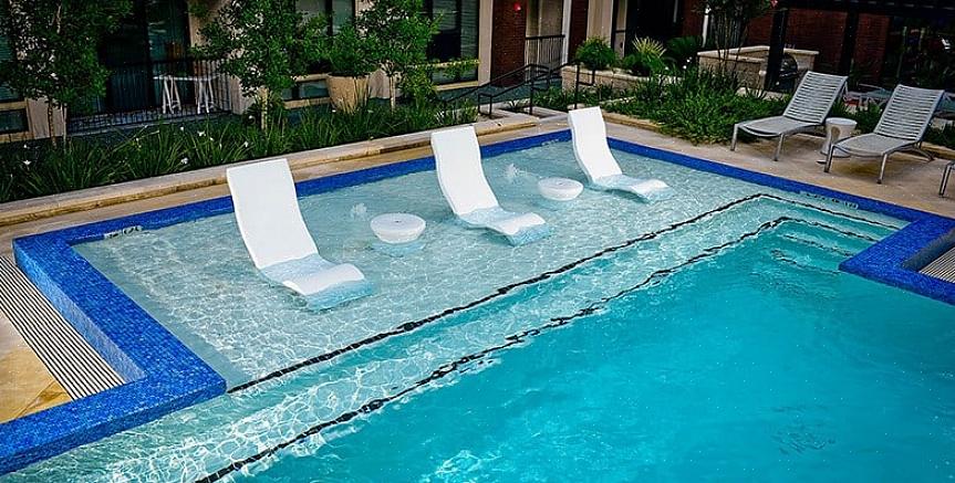 Piscinas de fibra de vidro custam mais do que piscinas de concreto