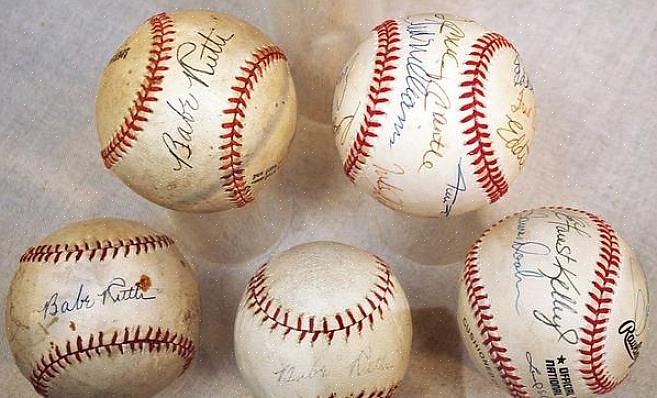 Sabe a importância de preservar uma bola de beisebol autografada