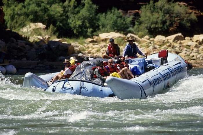 Por que não planejar uma viagem de rafting nas próximas férias com a família