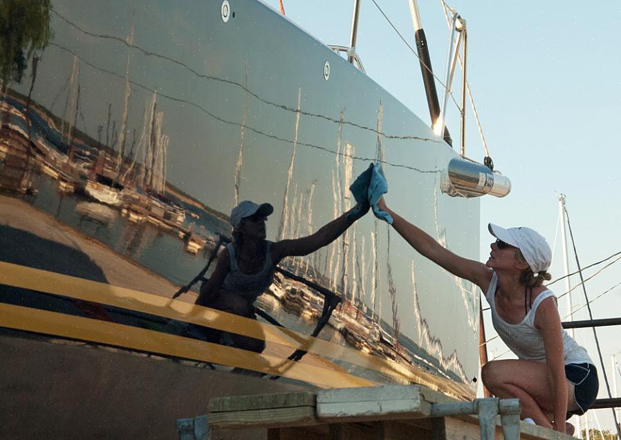 Manutenção regulares de seu barco reduzem seus custos de combustível