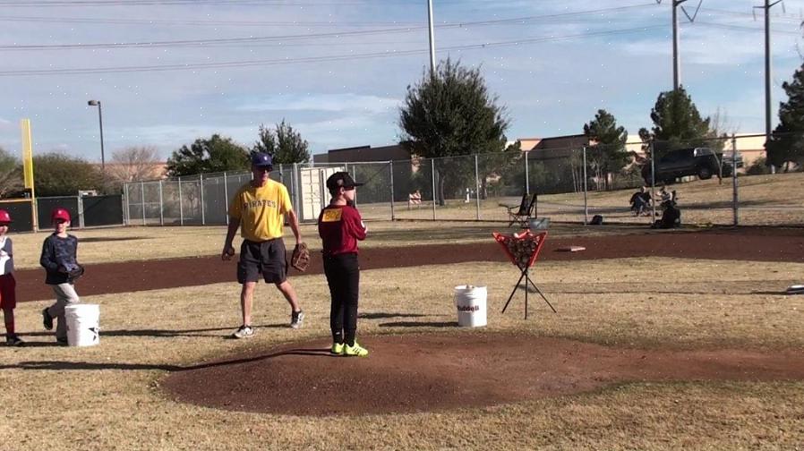 Ser um treinador de beisebol da liga infantil pode ser cansativo