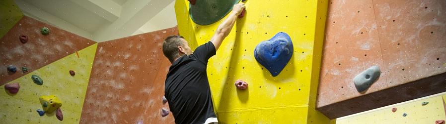 É um bom par de sapatos confortáveis para escalada