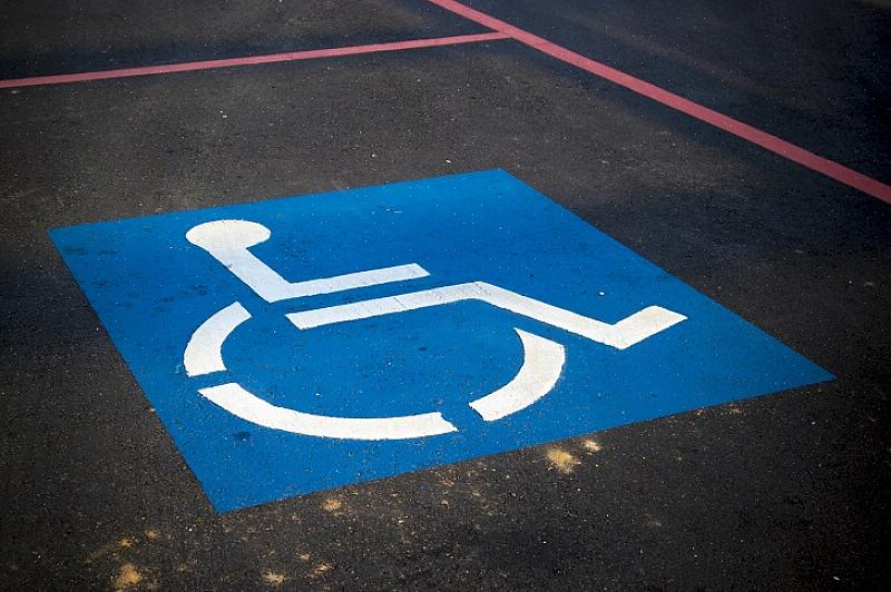 Os residentes de Michigan com deficiência têm direito a uma autorização de estacionamento para deficientes