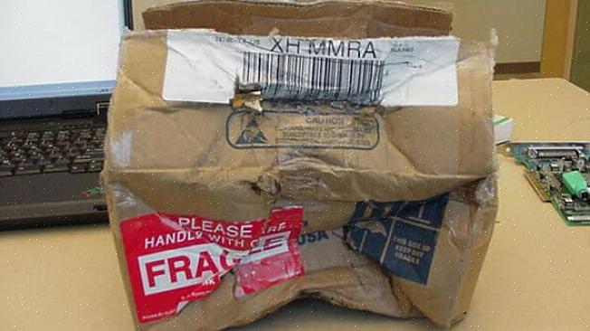 Veja como embalar itens frágeis de maneira barata para que não quebrem no correio