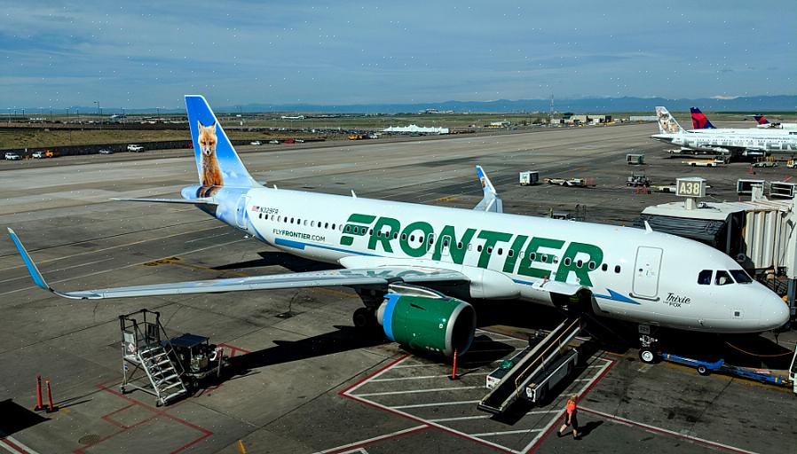 A tela de reservas online da Frontier Airlines é extremamente simples
