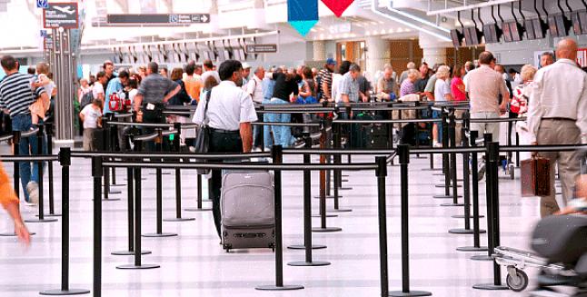 O pessoal de segurança do aeroporto pode pedir que você retire o relógio