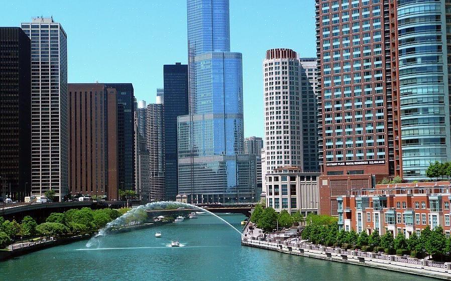 As avaliações dos usuários de todos os hotéis em Chicago em sua lista para chegar à melhor opção de hotel