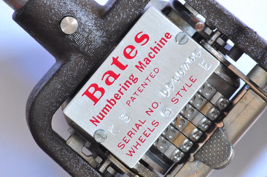 A máquina de numeração Bates evoluiu a partir do selo de numeração Bates original que foi originalmente