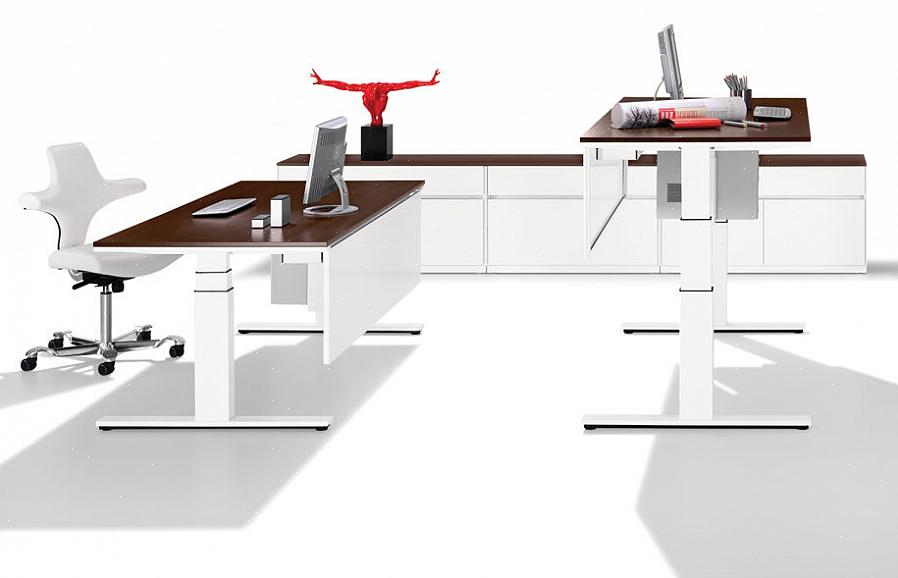 Escolha uma mesa com uma grande área de trabalho